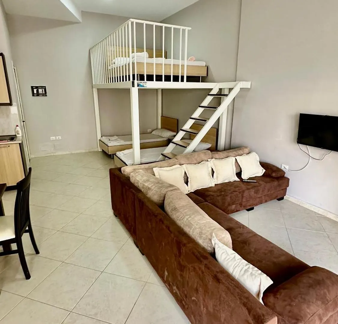 Eno'S Apartment 1 Vlore 0*,