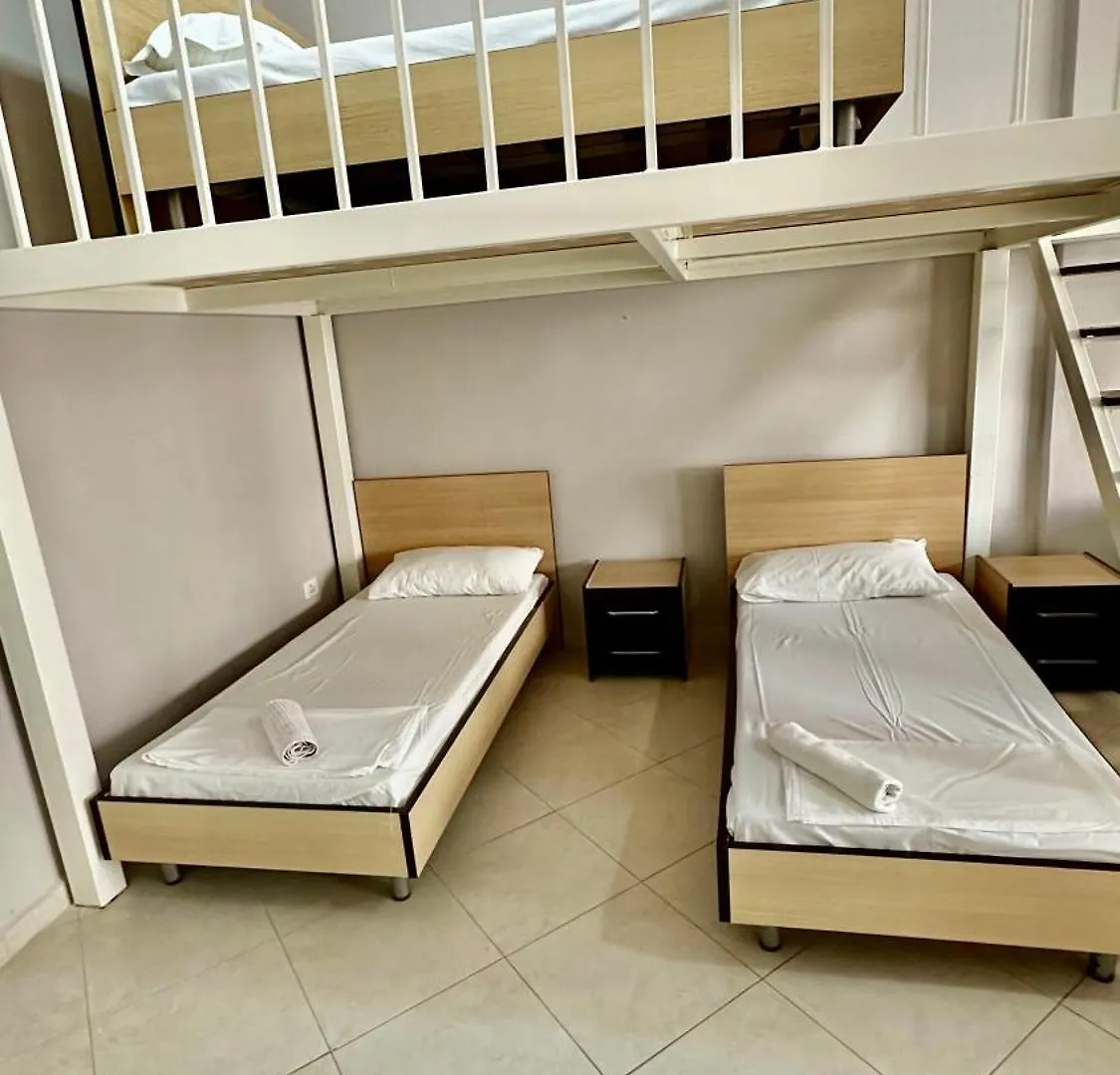 Eno'S Apartment 1 Vlore Albania